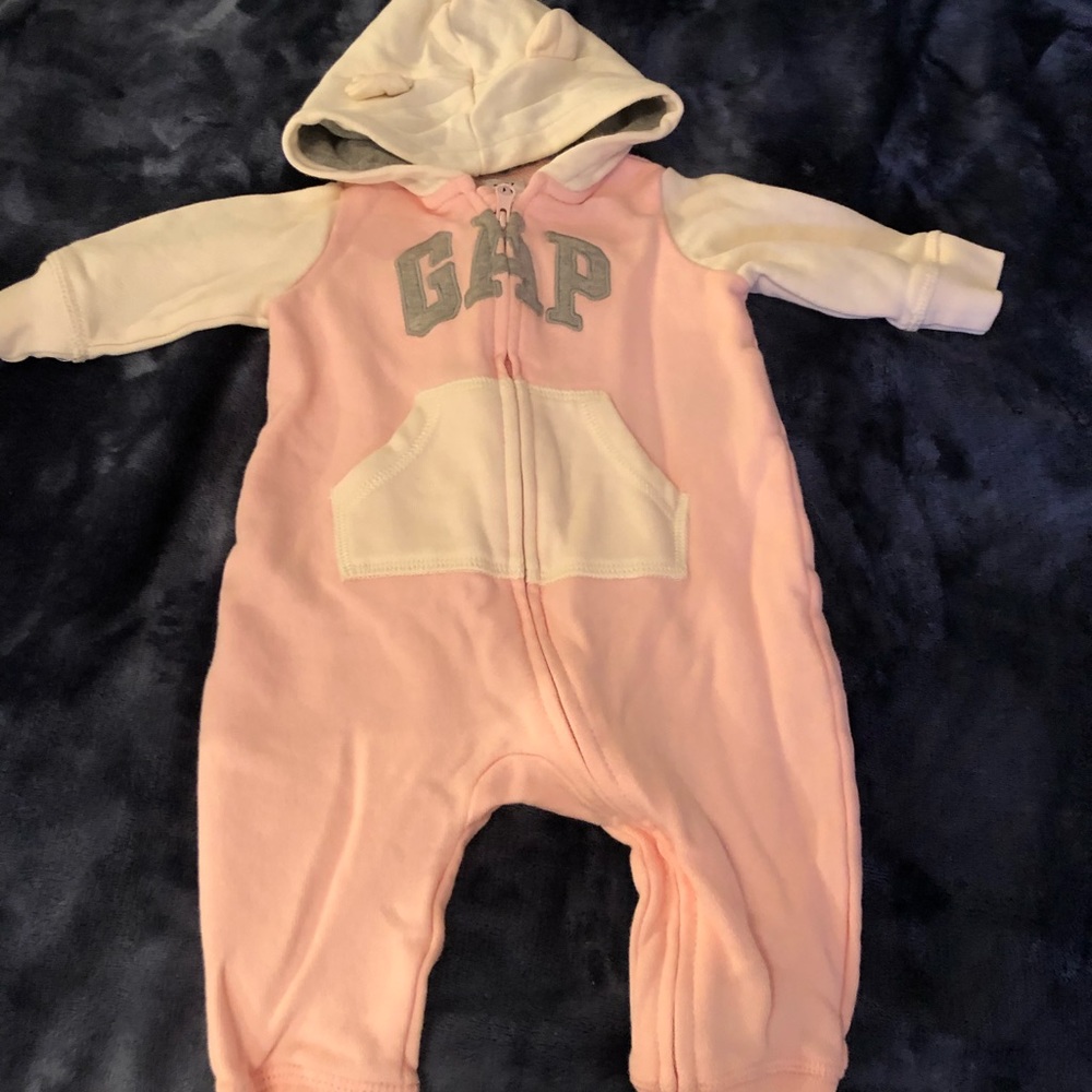 GAP baby body suit